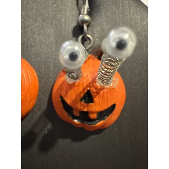 Vintage Halloween Pumpkin Drop Earrings Rhinestone Dangle Pierced Eyes Popped - Picture 4 of 7